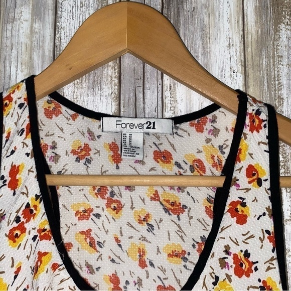 Forever 21 Floral High Low Crop Tank - Picture 5 of 5